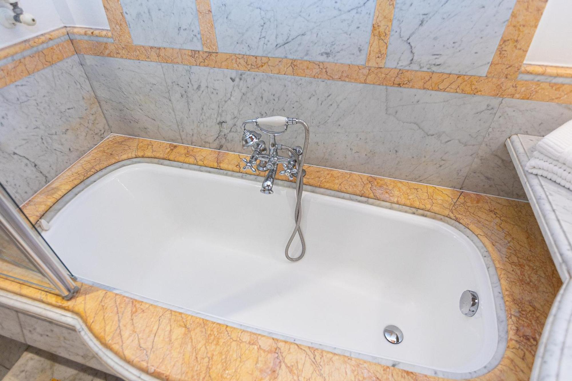 Timeroma Suites Екстериор снимка